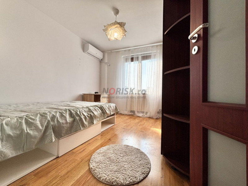 Apartament 3 Camere Decomandat GORJULUI 67mp Centrala Proprie Bloc 1982