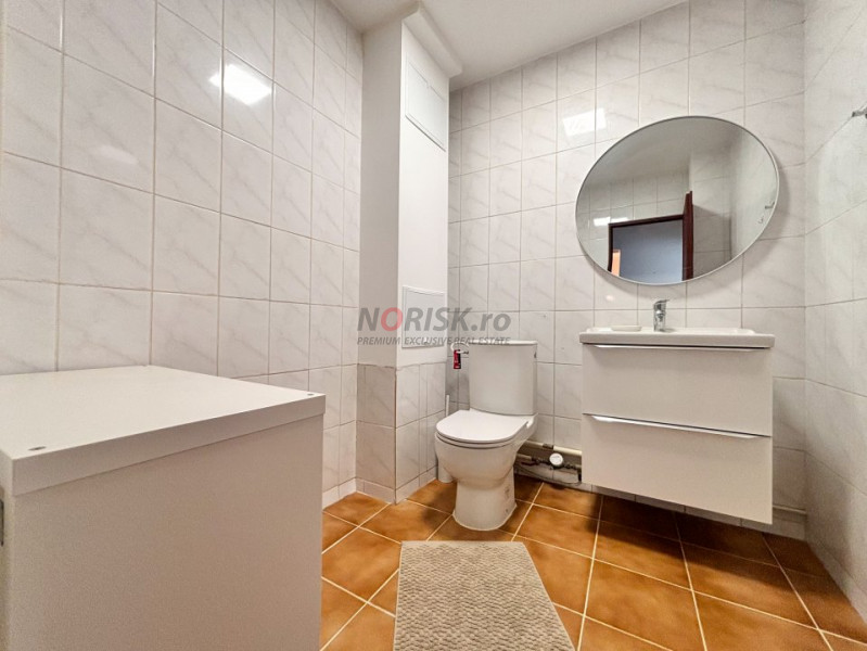 Apartament 3 Camere Decomandat GORJULUI 67mp Centrala Proprie Bloc 1982