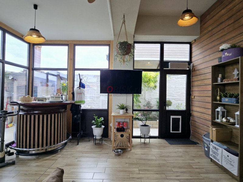 Vila modernă în Cernica – 4 camere, teren 331 mp, pret super!