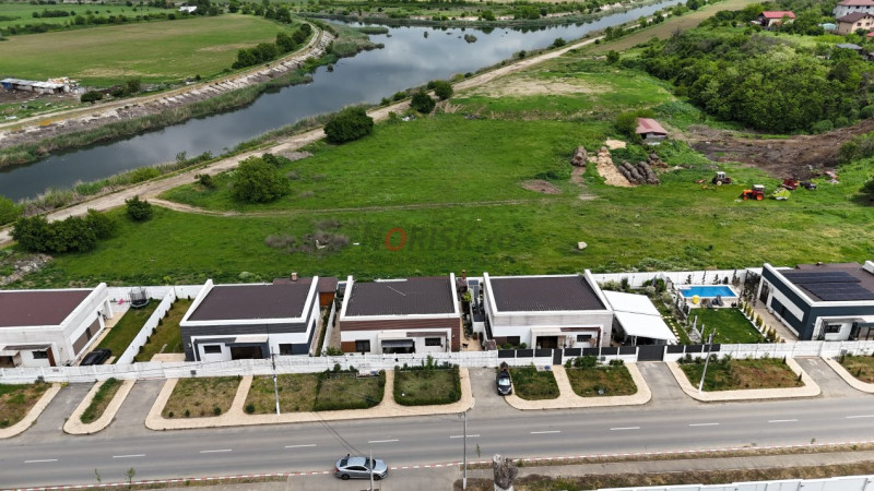 Vila modernă în Cernica – 4 camere, teren 331 mp, pret super!