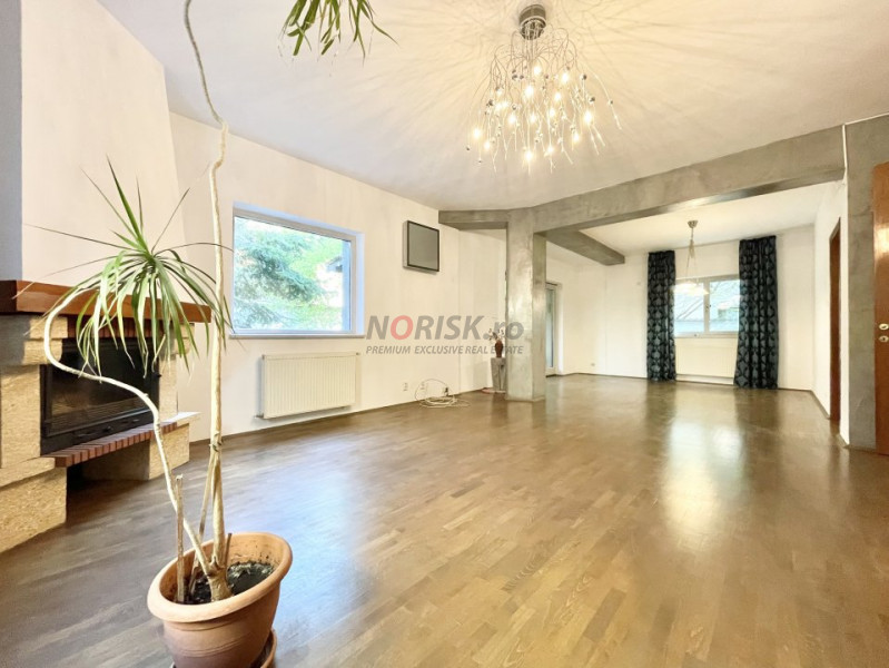 VILA 7 CAMERE 260 MP I - NORDUL CAPITALEI I Elegantă I LINIȘTE I 500 MP TEREN