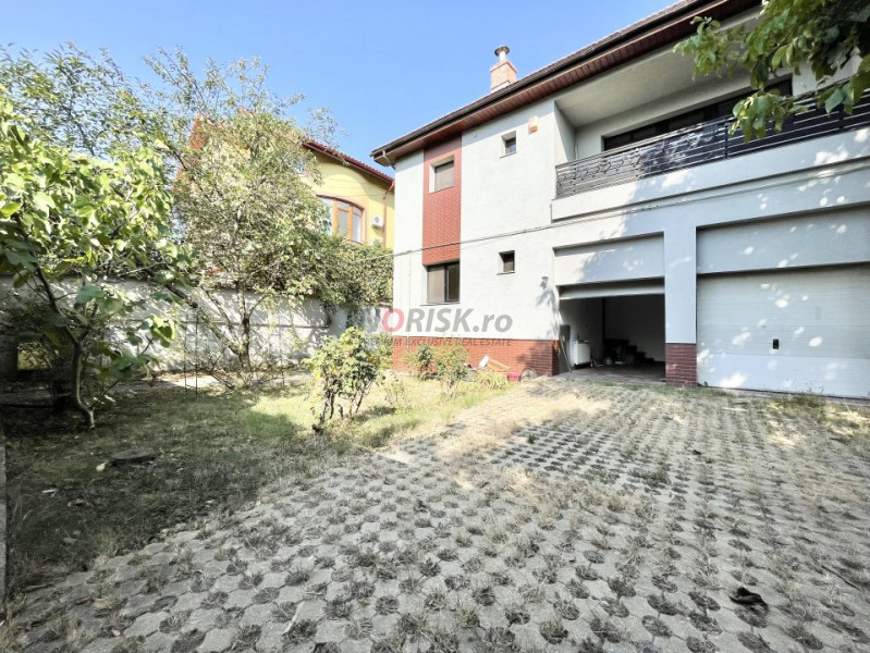 VILA 7 CAMERE 260 MP I - NORDUL CAPITALEI I Elegantă I LINIȘTE I 500 MP TEREN