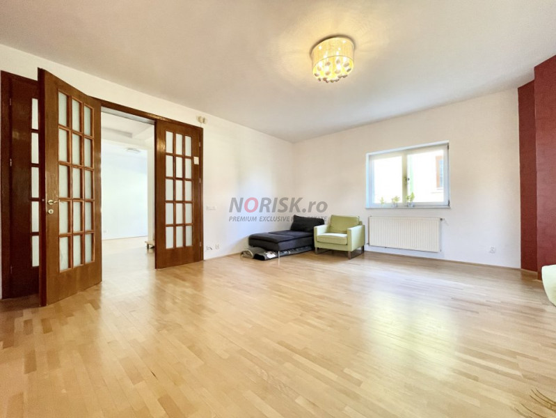 VILA 7 CAMERE 260 MP I - NORDUL CAPITALEI I Elegantă I LINIȘTE I 500 MP TEREN