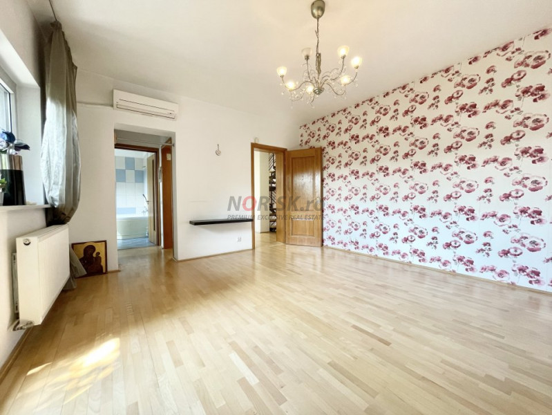 VILA 7 CAMERE 260 MP I - NORDUL CAPITALEI I Elegantă I LINIȘTE I 500 MP TEREN