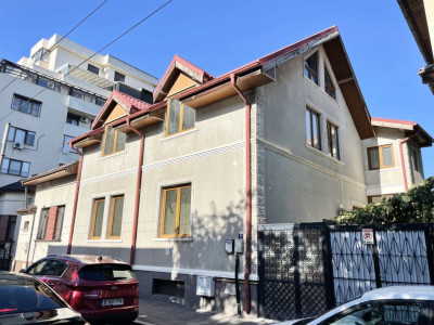 CASA 7 Camere I LOCAȚIE STRATEGICAI Ideala Pentru BUSINESS I 303 MP 