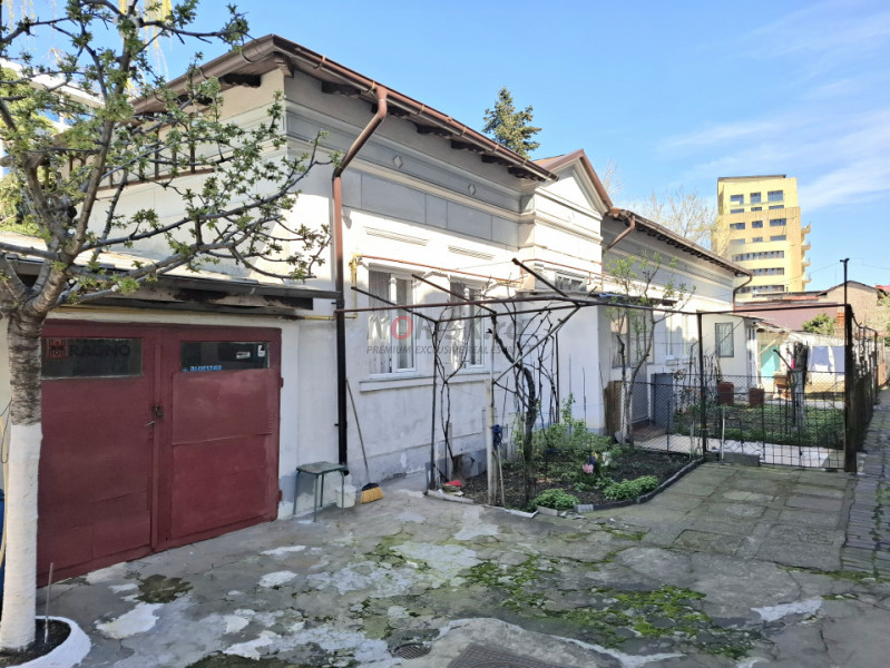 Vilă interbelică | Polonă | 424 mp | Ideală clinică / birouri | Comision 0%