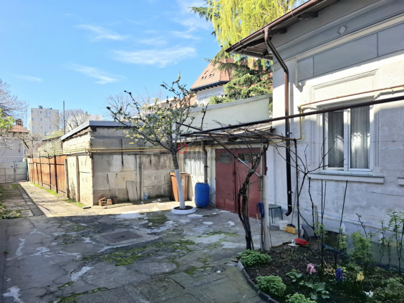 Vilă interbelică | Polonă | 424 mp | Ideală clinică / birouri | Comision 0%