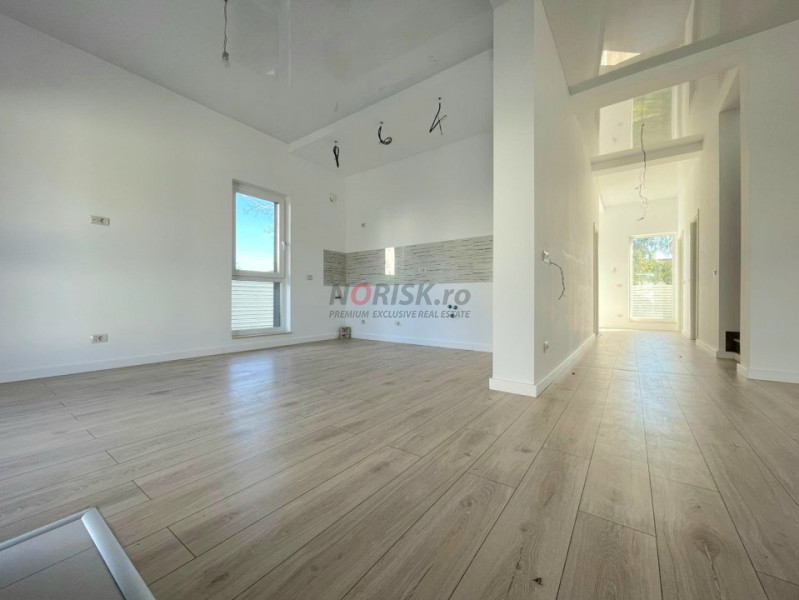 Pipera - Tunari | Vilă finisaje lux | Șemineu | 4 camere + Birou +Pod