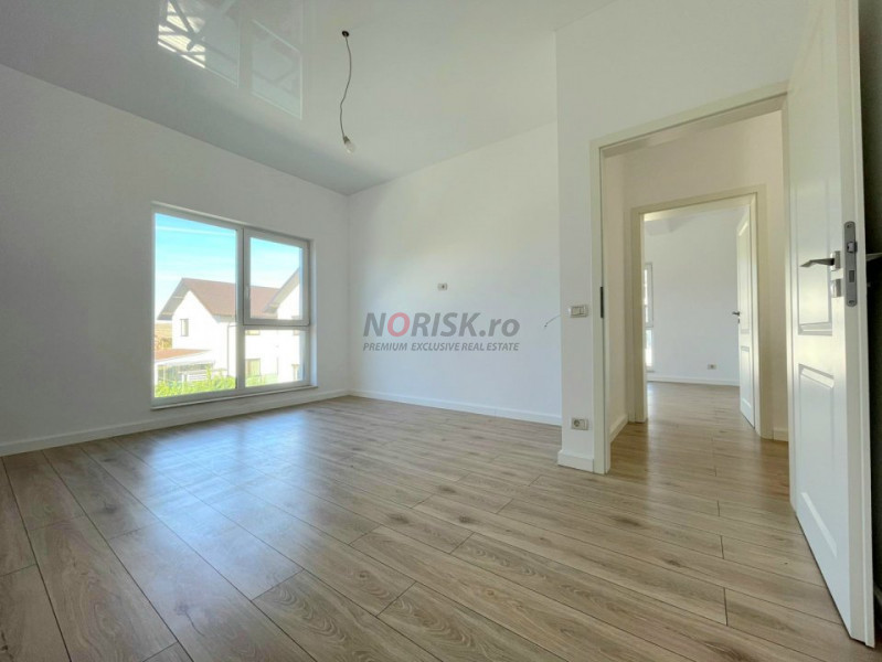 Pipera - Tunari | Vilă finisaje lux | Șemineu | 4 camere + Birou +Pod