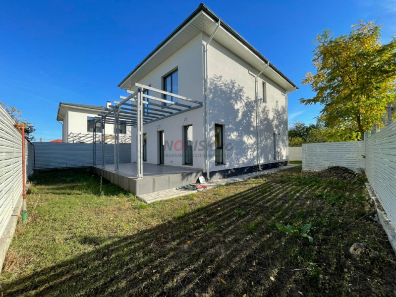 Pipera - Tunari | Vilă finisaje lux | Șemineu | 4 camere + Birou +Pod
