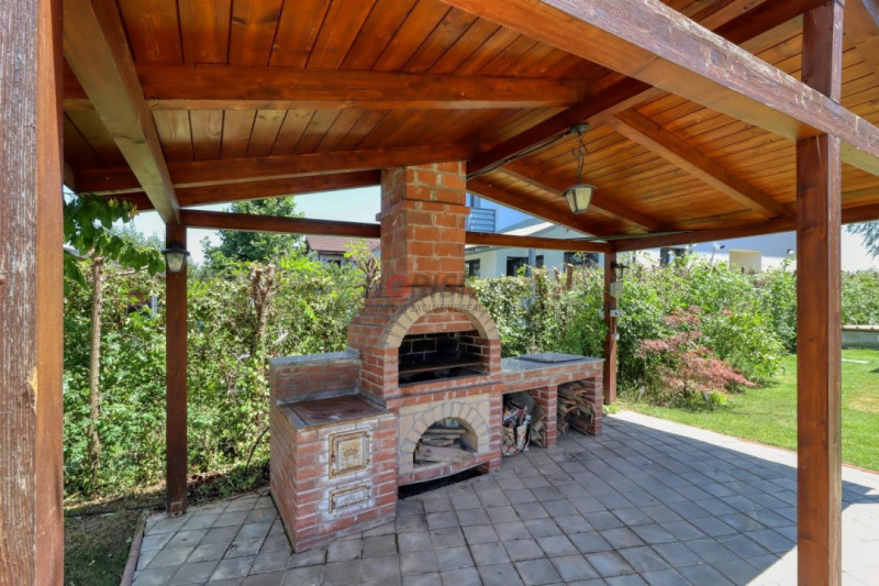 Refugiul perfect lângă București – vilă premium în Săftica