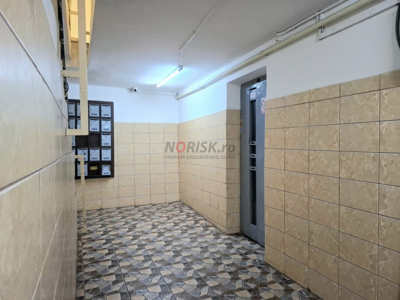 3 Camere | 69mp | Decomandat | Teiul Doamnei | Parcare | Ocazie