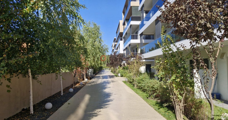 2 Camere | 68mp | LUX | Iancu Nicolae | Gran Park | Piscina