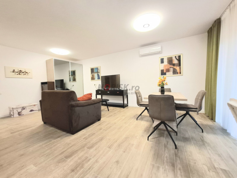 2 Camere | 68mp | LUX | Iancu Nicolae | Gran Park | Piscina