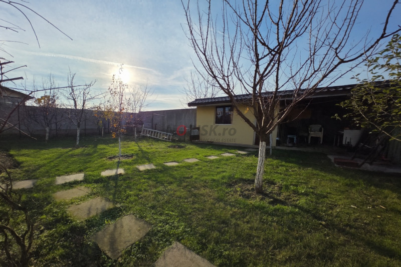 Vilă spațioasă în Ciorogârla, teren 656 mp, mansardă 80 mp