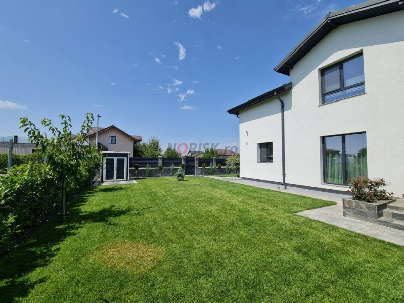 Vila Deosebită 5 Camere, 260mp, Panouri Solare și Grădină - Clinceni