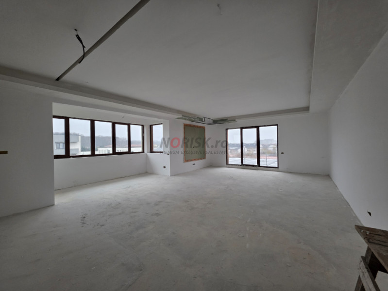 Penthouse cu terase mari în Voluntari – ideal pentru personalizare