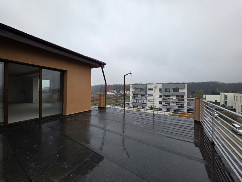 Penthouse cu terase mari în Voluntari – ideal pentru personalizare