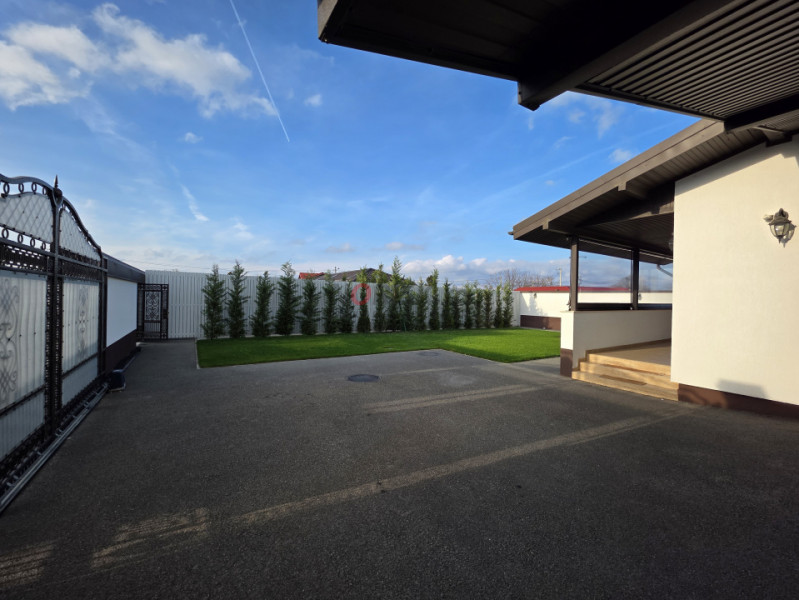 Luxury Villa • Reședință Unică într-un Ansamblu Privat