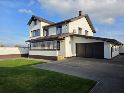 Luxury Villa • Reședință Unică într-un Ansamblu Privat