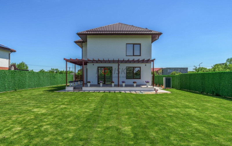 Reședință modernă - nZEB - tehnologie verde integrată