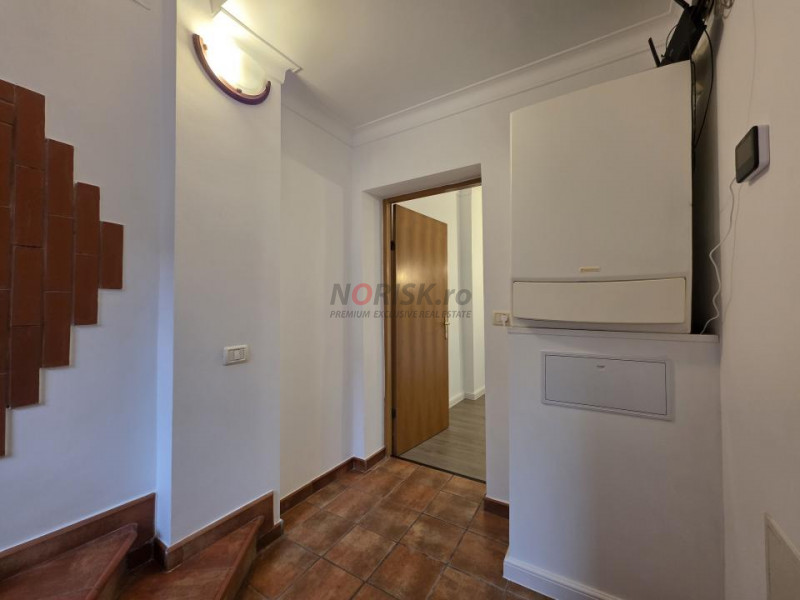 Townhouse urban renovat | Parcul Carol – Rond Regina Maria