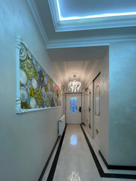 Elite Lakefront Villa – Greenlake