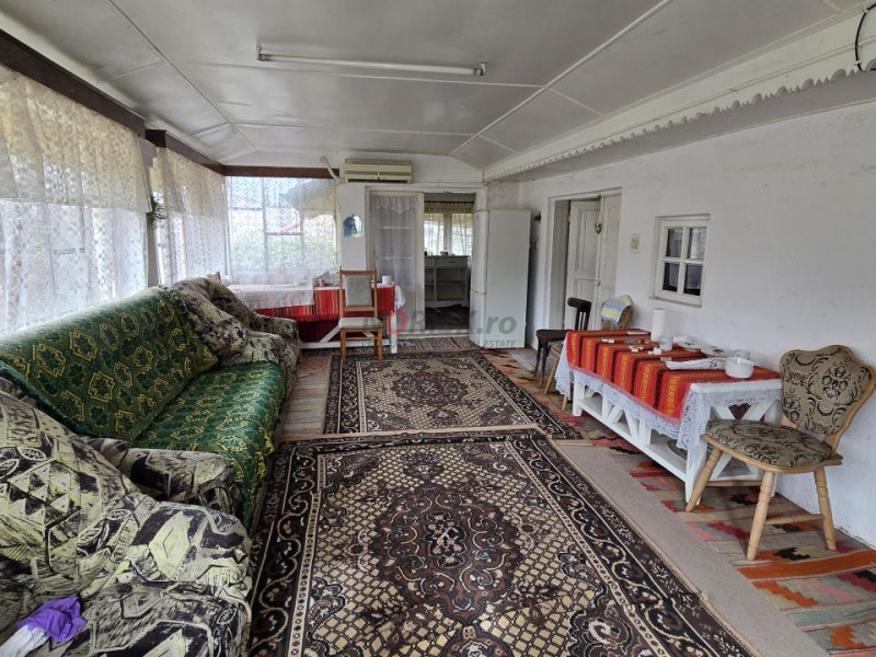 Casa + teren 4467 mp, Hotarele, Giurgiu