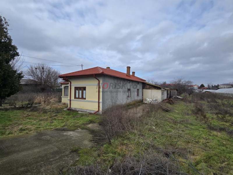 Casa + teren 4467 mp, Hotarele, Giurgiu
