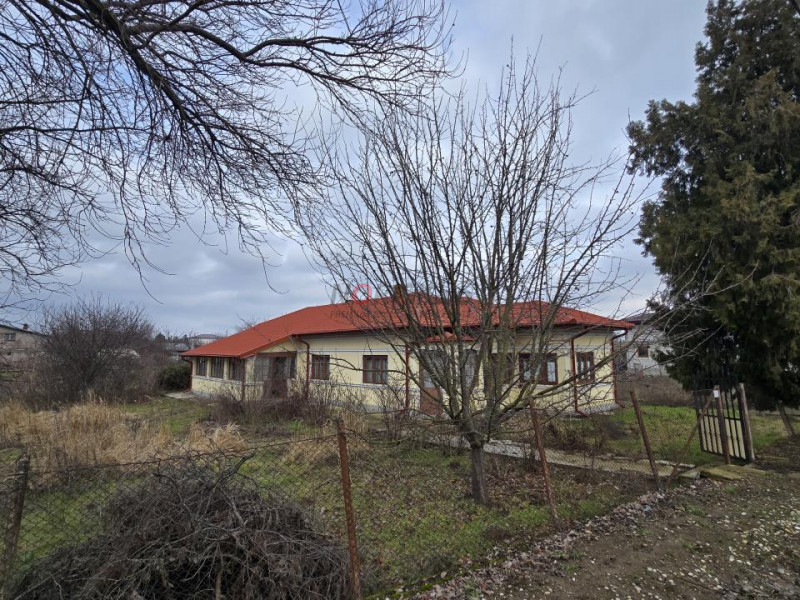 Casa + teren 4467 mp, Hotarele, Giurgiu