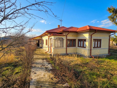 Casa + teren 4467 mp, Hotarele, Giurgiu