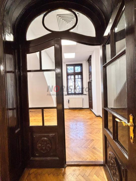 PARTER Vila interbelica 255mp | Fosta RESEDINTA a Generalului Tenescu 0%COMISION