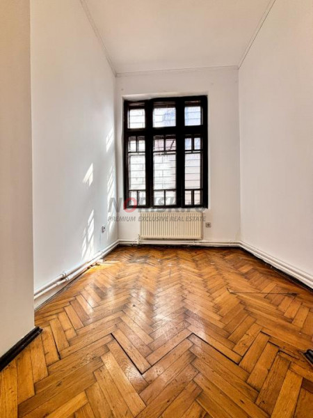 PARTER Vila interbelica 255mp | Fosta RESEDINTA a Generalului Tenescu 0%COMISION