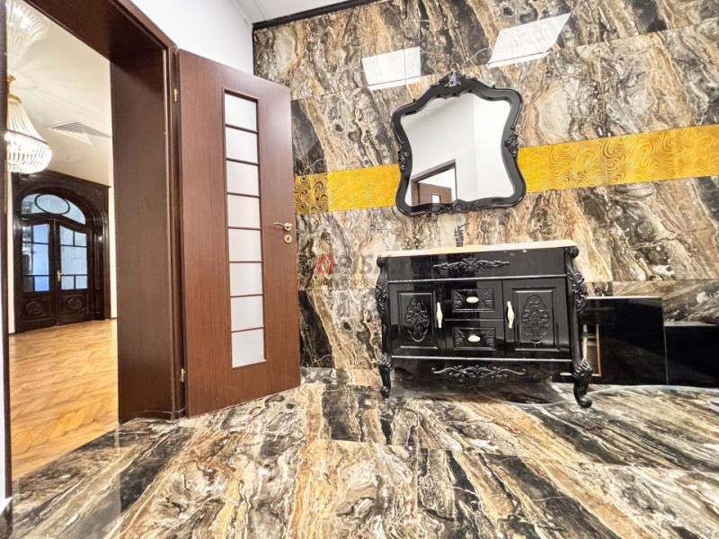 PARTER Vila interbelica 255mp | Fosta RESEDINTA a Generalului Tenescu 0%COMISION