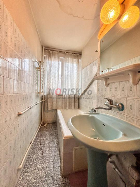 ULTRACENTRAL Rar NBalcescu 4 camere, Vedere Mixtă, FARA Risc 73mp 0%COMISION