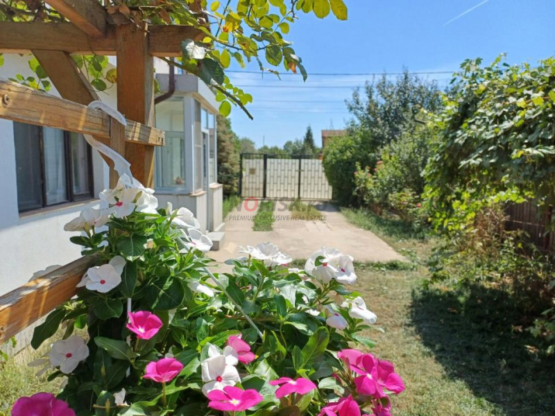 Vilă 7 camere | Curte | 959 MP | Buda - Cornetu | Comision 0%